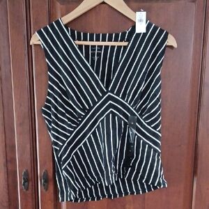 Banana Republic Black and White V-Neck Blouse